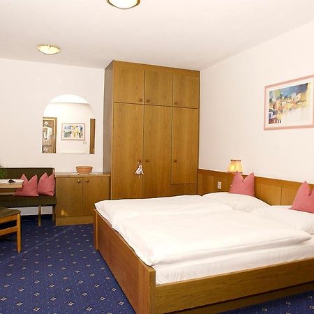 Palmengarten Hotel Gstoer Lagundo Zewnętrze zdjęcie