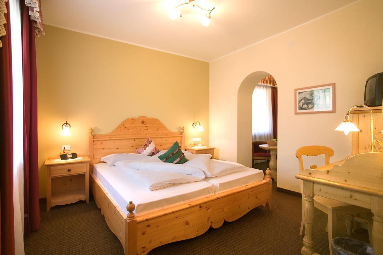 Palmengarten Hotel Gstoer Lagundo Zewnętrze zdjęcie