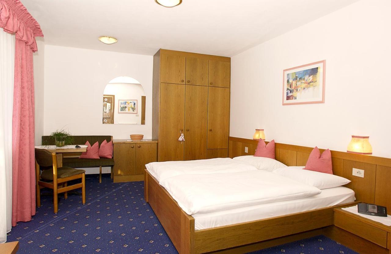 Palmengarten Hotel Gstoer Lagundo Zewnętrze zdjęcie