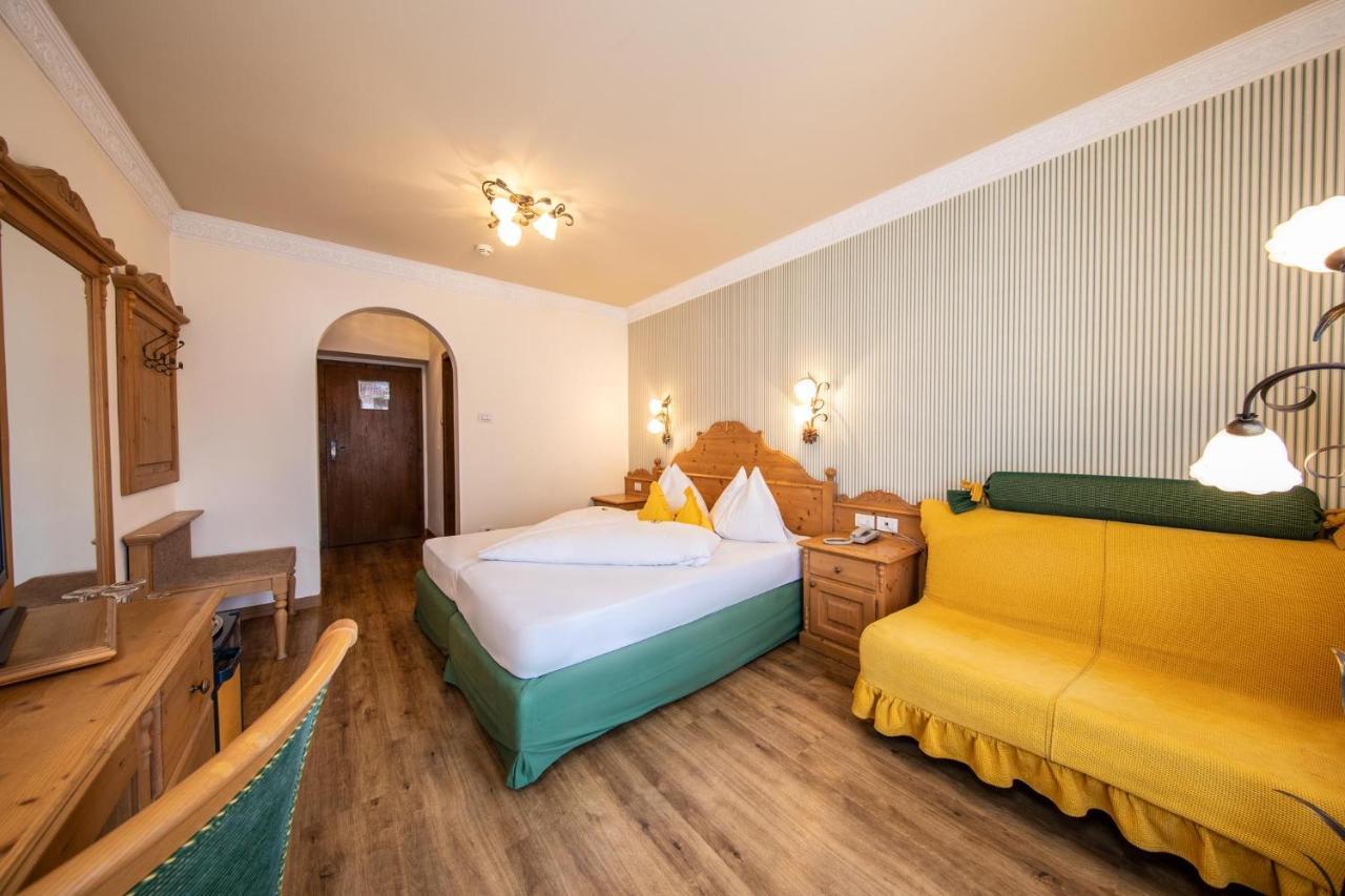 Palmengarten Hotel Gstoer Lagundo Zewnętrze zdjęcie