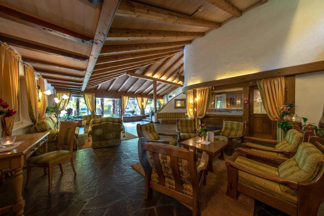 Palmengarten Hotel Gstoer Lagundo Zewnętrze zdjęcie