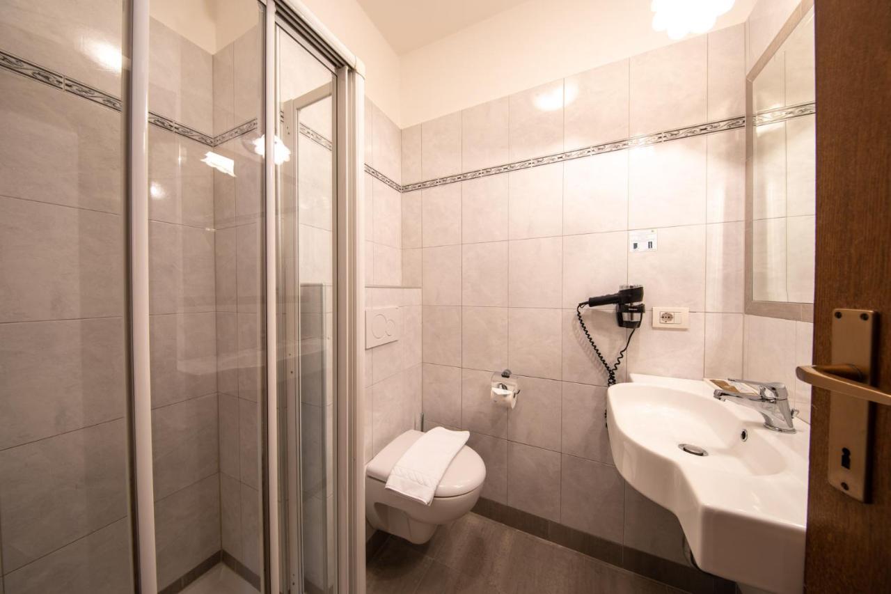 Palmengarten Hotel Gstoer Lagundo Zewnętrze zdjęcie